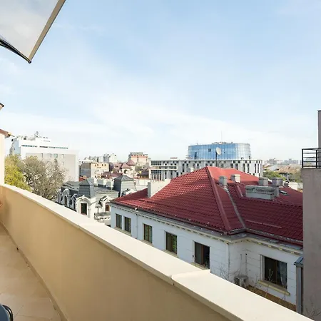 Urban Dream Studio With City Views And Modern Comfort-3